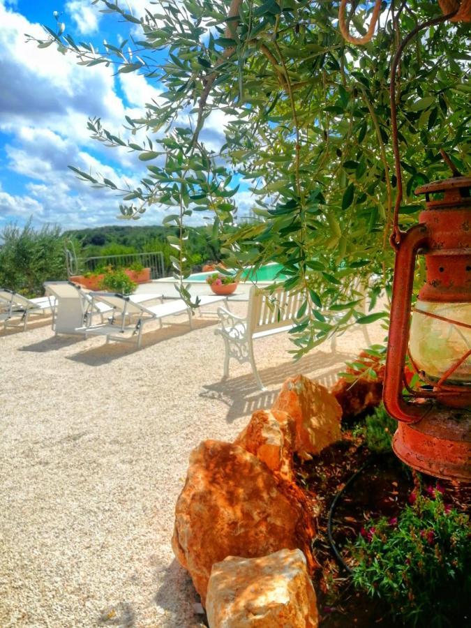 Гостевой дом Trullo Il Melograno Остуни Экстерьер фото
