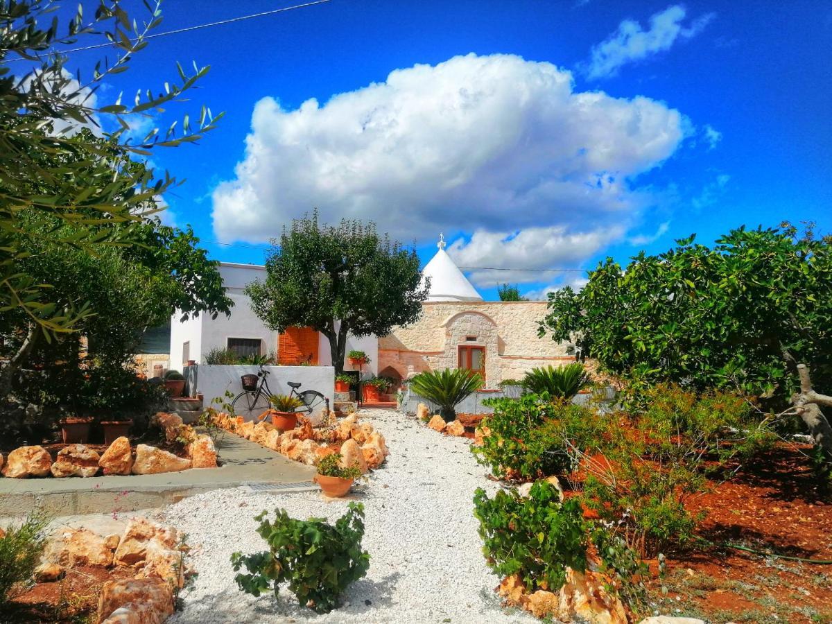 Гостевой дом Trullo Il Melograno Остуни Экстерьер фото