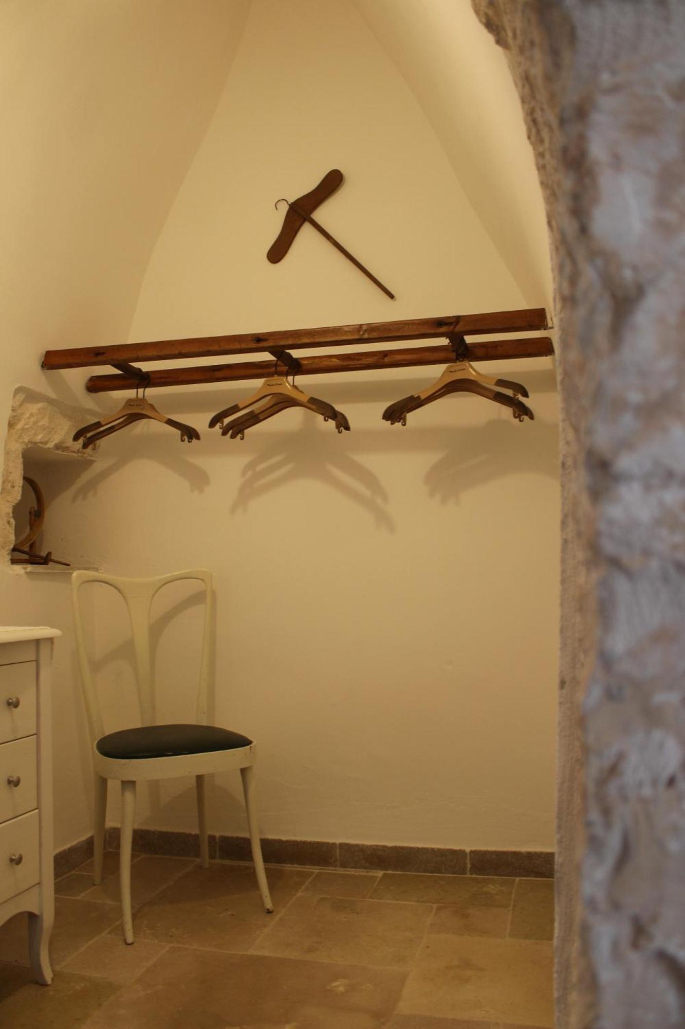 Гостевой дом Trullo Il Melograno Остуни Экстерьер фото